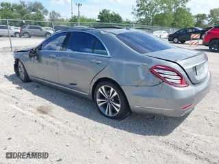2015 Mercedes-Benz S-Class S 550 with VIN WDDUG8FB3FA142954, listed as a IAAI auction lot 39795621 with 111,415 mi miles. Bid and sale history available at carsss.com. Image 3.