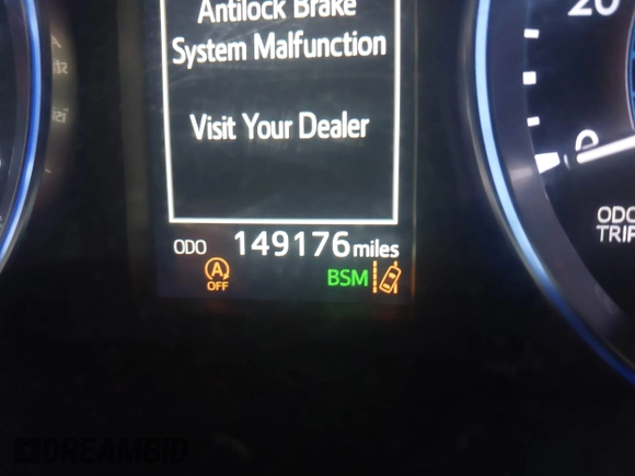 2017 Toyota Highlander XLE with VIN 5TDKZRFH2HS517308, listed as a IAAI auction lot 42170331 with 149,176 mi miles and . Bid and sale history available at DreamBid. Image 7.