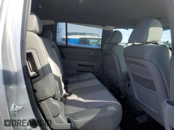 2011 Honda Pilot EX with VIN 5FNYF4H42BB098890, listed as a Copart auction lot 49704515 with 34,337 mi miles and Salvage Title. Bid and sale history available at DreamBid. Image 10.