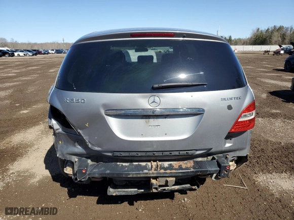 2011 Mercedes-Benz R-Class R 350 BlueTEC with VIN 4JGCB2FE4BA122942, listed as a Copart auction lot 51279585 with 221,307 mi miles and Clean Title. Bid and sale history available at carsss.com. Image 6.