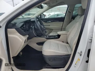 2022 Buick Envision Preferred with VIN LRBAZLR41ND124374, listed as a Copart auction lot 42351565 with 44,295 mi miles and Clean Title. Bid and sale history available at carsss.com. Image 7.