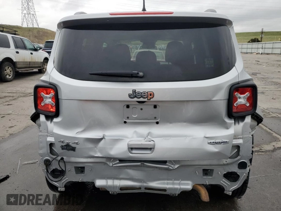 2018 Jeep Renegade Latitude with VIN ZACCJBBB9JPH04066, listed as a Copart auction lot 54271945 with 153,372 mi miles and Salvage Title. Bid and sale history available at carsss.com. Image 6.