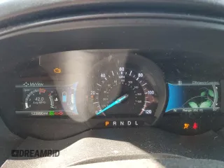 2018 Ford Fusion SE z VIN 3FA6P0LU9JR242443, wystawiony jako Copart lot #58049355 z przebiegiem 123 990 mil mil oraz Szkoda całkowita • Salvage title. Historia ofert i sprzedaży dostępna na DreamBid. Obrazek 9.