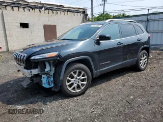 2015 Jeep Cherokee Latitude z VIN 1C4PJMCSXFW746204, wystawiony jako Copart lot #59774685 z przebiegiem 144 531 mil mil oraz Szkoda całkowita • Salvage title. Historia ofert i sprzedaży dostępna na DreamBid. Obrazek 1.