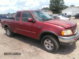 2002 Ford F-150 XL z VIN 1FTRX18W72NB97997, wystawiony jako IAAI lot #42578237 z przebiegiem Nie podano mil oraz . Historia ofert i sprzedaży dostępna na DreamBid. Obrazek 1.