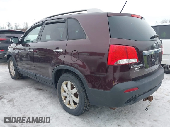 2012 Kia Sorento LX with VIN 5XYKTDA27CG286497, listed as a IAAI auction lot 41644275 with 172,913 mi miles. Bid and sale history available at carsss.com. Image 3.