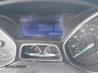2013 Ford Focus SE with VIN 1FADP3F20DL186964, listed as a IAAI auction lot 42542071 with 203,236 mi miles and . Bid and sale history available at DreamBid. Image 7.