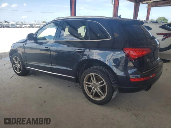 2015 Audi Q5 Premium Plus z VIN WA1LFAFP2FA068285, wystawiony jako Copart lot #57561305 z przebiegiem 97 711 mil mil oraz Szkoda całkowita • Salvage title. Historia ofert i sprzedaży dostępna na DreamBid. Obrazek 2.