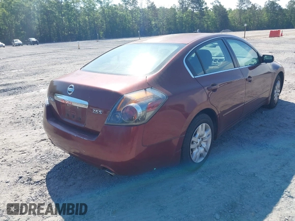 2010 Nissan Altima SL z VIN 1N4AL2AP3AN552038, wystawiony jako IAAI lot #42132761 z przebiegiem 152 335 mil mil oraz . Historia ofert i sprzedaży dostępna na DreamBid. Obrazek 4.