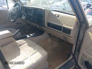 1995 Jeep Cherokee Sport with VIN 1J4FJ68S3SL555908, listed as a IAAI auction lot 42222016 with 283,444 mi miles and . Bid and sale history available at DreamBid. Image 5.