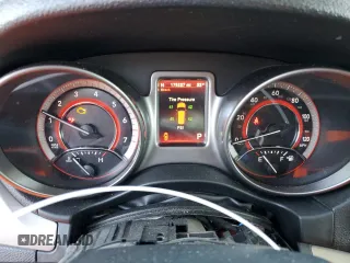 2017 Dodge Journey Crossroad Plus with VIN 3C4PDDGG2HT596465, listed as a Copart auction lot 41342625 with 175,227 mi miles and Salvage title. Bid and sale history available at DreamBid. Image 9.