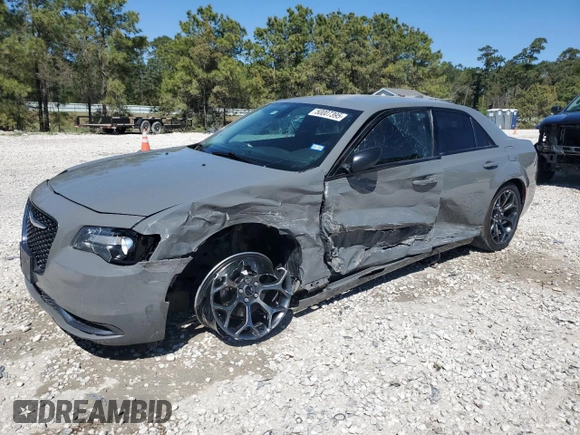 2018 Chrysler 300 Touring L with VIN 2C3CCAAGXJH208264, listed as a Copart auction lot 50007395 with 195,302 mi miles and Salvage Title. Bid and sale history available at carsss.com. Image 1.