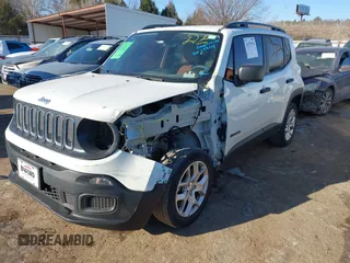 2018 Jeep Renegade Sport with VIN ZACCJBAB3JPJ29591, listed as a IAAI auction lot 41579924 with 62,900 mi miles. Bid and sale history available at carsss.com. Image 2.