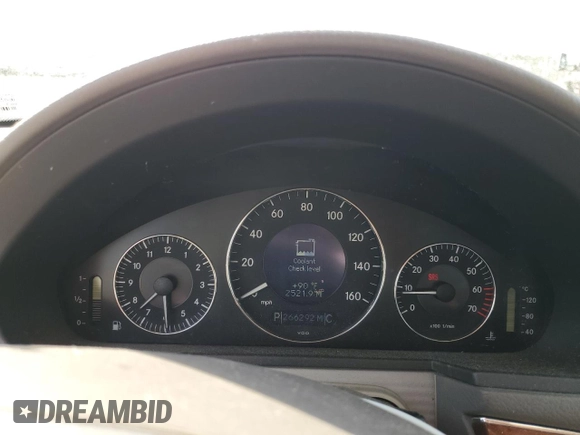 2004 Mercedes-Benz E 320 with VIN WDBUF65J24A452941, listed as a Copart auction lot 49630015 with 266,292 mi miles and Salvage Title. Bid and sale history available at carsss.com. Image 9.