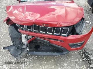 2017 Jeep Compass Latitude z VIN 3C4NJDBB1HT665979, wystawiony jako Copart lot #56522185 z przebiegiem 69 646 mil mil oraz Szkoda całkowita • Salvage title. Historia ofert i sprzedaży dostępna na DreamBid. Obrazek 11.