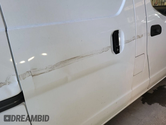 2020 Nissan NV200 SV z VIN 3N6CM0KN4LK705677, wystawiony jako IAAI lot #42521012 z przebiegiem 78 008 mil mil oraz . Historia ofert i sprzedaży dostępna na DreamBid. Obrazek 38.