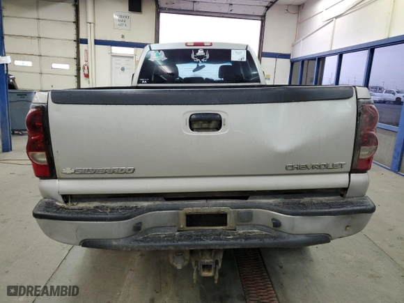 2005 Chevrolet Silverado 3500 SRW LT with VIN 1GCHK33285F869381, listed as a Copart auction lot 86588264 with NaN miles and Salvage Title. Bid and sale history available at carsss.com. Image 6.
