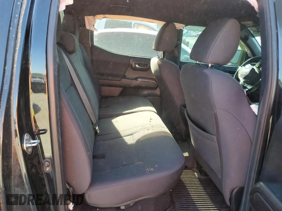 2018 Toyota Tacoma SR5 with VIN 3TMAZ5CN9JM067483, listed as a Copart auction lot 51476655 with 119,209 mi miles and Salvage Title. Bid and sale history available at DreamBid. Image 10.