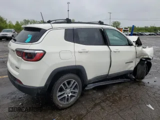 2018 Jeep Compass Latitude z VIN 3C4NJDBB7JT238196, wystawiony jako Copart lot #56500655 z przebiegiem 160 711 mil mil oraz Czysty tytuł • Clean title. Historia ofert i sprzedaży dostępna na DreamBid. Obrazek 3.