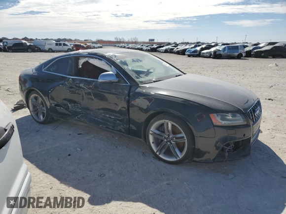 2009 Audi S5 z VIN WAURV78T39A015192, wystawiony jako Copart lot #44347915 z przebiegiem Nie podano mil oraz Szkoda całkowita • Salvage title. Historia ofert i sprzedaży dostępna na DreamBid. Obrazek 4.