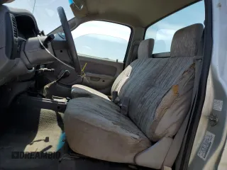 2004 Toyota Tacoma z VIN 5TENL42N54Z448060, wystawiony jako Copart lot #58827605 z przebiegiem 227 513 mil mil oraz Szkoda całkowita • Salvage title. Historia ofert i sprzedaży dostępna na DreamBid. Obrazek 7.