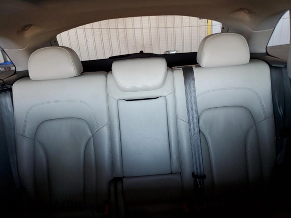 2011 Audi Q5 Premium Plus with VIN WA1LFAFP2BA016746, listed as a Copart auction lot 62543795 with 147,161 mi miles and Salvage title. Bid and sale history available at DreamBid. Image 10.