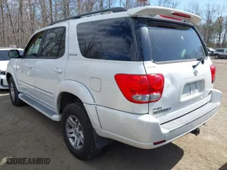 2007 Toyota Sequoia Limited with VIN 5TDZT38A07S288669, listed as a IAAI auction lot 41930533 with 246,724 mi miles. Bid and sale history available at carsss.com. Image 3.