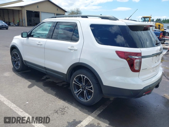 2015 Ford Explorer Sport z VIN 1FM5K8GT0FGA87473, wystawiony jako IAAI lot #42272510 z przebiegiem 123 443 mil mil oraz . Historia ofert i sprzedaży dostępna na DreamBid. Obrazek 3.