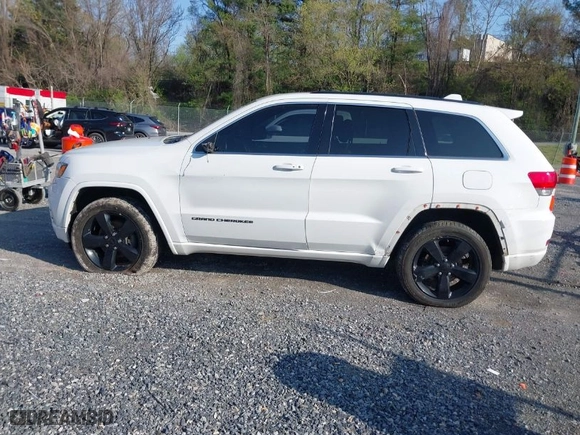 2015 Jeep Grand Cherokee Altitude with VIN 1C4RJFAG1FC797157, listed as a IAAI auction lot 42021139 with 148,491 mi miles. Bid and sale history available at carsss.com. Image 14.