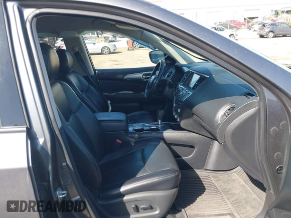 2019 Nissan Pathfinder S with VIN 5N1DR2MN8KC622318, listed as a IAAI auction lot 41997128 with 46,310 mi miles and . Bid and sale history available at DreamBid. Image 5.