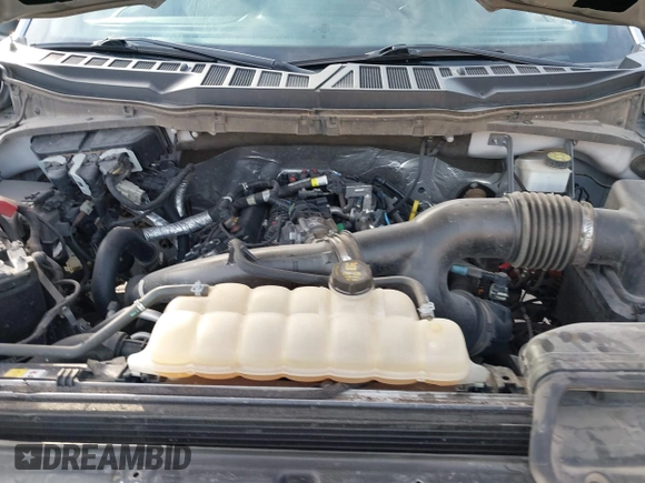 2021 Ford F-150 XL z VIN 1FTEW1CP1MFA69303, wystawiony jako IAAI lot #41593902 z przebiegiem 116 841 mil mil oraz . Historia ofert i sprzedaży dostępna na DreamBid. Obrazek 10.