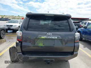 2018 Toyota 4Runner SR5 с VIN JTEZU5JRXJ5189536, выставлен на аукционе IAAI как лот 42314799 с пробегом 145 889 миль миль и . История ставок и продаж доступна на DreamBid. Изображение 16.