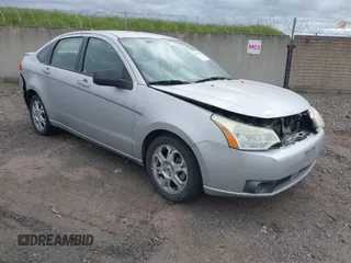 2009 Ford Focus SES with VIN 1FAHP36N59W254841, listed as a IAAI auction lot 41881467 with 193,345 mi miles. Bid and sale history available at carsss.com. Image 1.