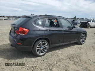 2015 BMW X1 xDrive28i with VIN WBAVL1C56FVY35815, listed as a Copart auction lot 52996755 with 0 mi miles and Clean Title. Bid and sale history available at carsss.com. Image 3.