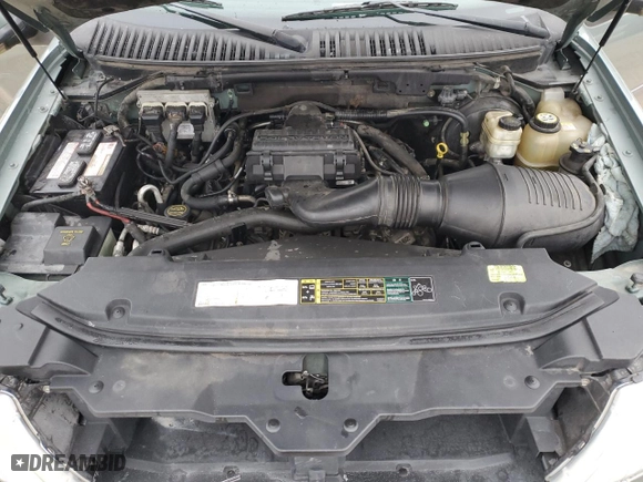 2005 Lincoln Navigator Luxury with VIN 5LMFU28535LJ11117, listed as a Copart auction lot 82929704 with 125,176 mi miles and Salvage Title. Bid and sale history available at carsss.com. Image 12.
