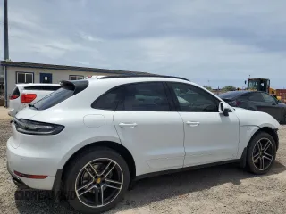 2019 Porsche Macan S with VIN WP1AB2A5XKLB34020, listed as a Copart auction lot 53504225 with 59,942 mi miles and Salvage title. Bid and sale history available at DreamBid. Image 3.