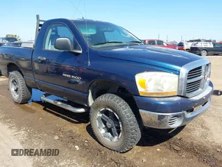2006 Dodge 1500 SLT with VIN 1D7HU16N76J167111, listed as a IAAI auction lot 41634501 with 220,556 mi miles and . Bid and sale history available at DreamBid. Image 1.
