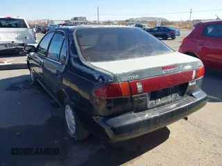 1997 Nissan Sentra XE z VIN 3N1AB41D5VL026257, wystawiony jako IAAI lot #41286097 z przebiegiem 125 583 mil mil oraz . Historia ofert i sprzedaży dostępna na DreamBid. Obrazek 6.