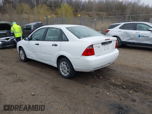 2007 Ford Focus S with VIN 1FAFP34N07W289097, listed as a IAAI auction lot 41984450 with 94,601 mi miles and . Bid and sale history available at DreamBid. Image 3.