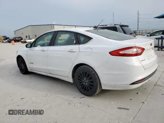 2013 Ford Fusion SE Hybrid with VIN 3FA6P0LU9DR304525, listed as a Copart auction lot 63324645 with 105,689 mi miles and Clean title. Bid and sale history available at DreamBid. Image 2.
