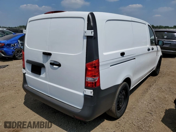 2017 Mercedes-Benz Metris Cargo with VIN WD3PG2EA7H3205245, listed as a Copart auction lot 66088315 with 138,754 mi miles and Salvage title. Bid and sale history available at DreamBid. Image 3.