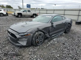 2021 Ford Mustang GT with VIN 1FA6P8CF0M5140570, listed as a Copart auction lot 49557355 with 37,837 mi miles and Salvage Title. Bid and sale history available at carsss.com. Image 1.