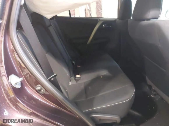 2018 Toyota RAV4 XLE with VIN 2T3WFREV4JW506543, listed as a IAAI auction lot 41720747 with 43,277 mi miles. Bid and sale history available at carsss.com. Image 8.