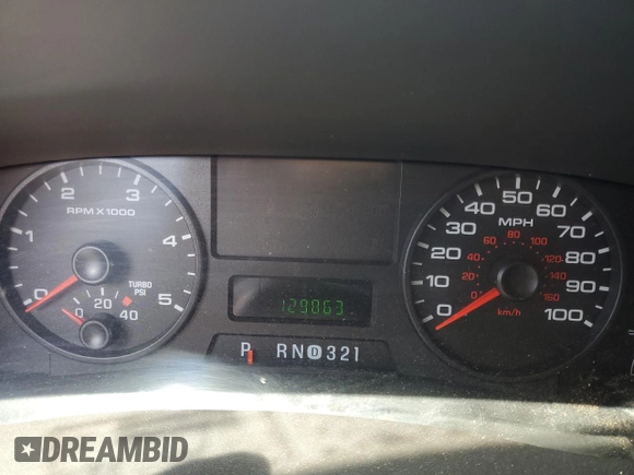2005 Ford F-250 XL with VIN 1FTSW21P05EB33978, listed as a Copart auction lot 55105045 with 129,863 mi miles and Clean Title. Bid and sale history available at DreamBid. Image 9.
