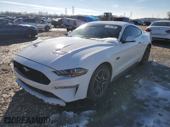 2019 Ford Mustang GT z VIN 1FA6P8CF2K5105624, wystawiony jako Copart lot #41497195 z przebiegiem 84 984 mil mil oraz Szkody całkowita. Historia ofert i sprzedaży dostępna na DreamBid. Obrazek 1.