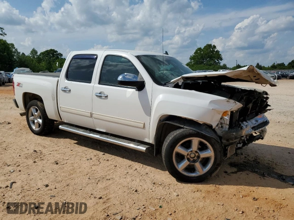 2013 Chevrolet Silverado 1500 LT with VIN 3GCPKSE72DG281861, listed as a Copart auction lot 55227385 with 253,170 mi miles and Salvage Title. Bid and sale history available at DreamBid. Image 4.