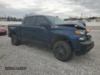 2020 Chevrolet Silverado 1500 Custom Trail Boss with VIN 1GCPYCEF8LZ264878, listed as a Copart auction lot 51793975 with 74,054 mi miles and Salvage Title. Bid and sale history available at DreamBid. Image 4.