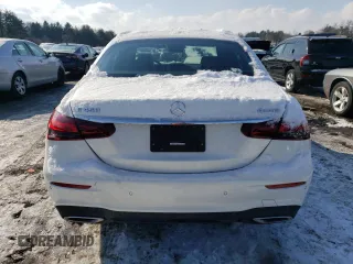2021 Mercedes-Benz E-Class E 450 with VIN W1KZF5KB7MA947527, listed as a Copart auction lot 89355955 with 31,386 mi miles and Salvage Title. Bid and sale history available at carsss.com. Image 6.
