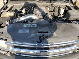 2002 Chevrolet Suburban LS with VIN 3GNEC16T42G306502, listed as a Copart auction lot 80507984 with 277,514 mi miles and Salvage Title. Bid and sale history available at carsss.com. Image 12.