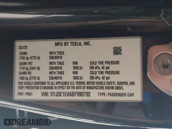 2025 Tesla Model 3 Long Range z VIN 5YJ3E1EA6SF990792, wystawiony jako IAAI lot #42713456 z przebiegiem 1 038 mil mil oraz . Historia ofert i sprzedaży dostępna na DreamBid. Obrazek 9.